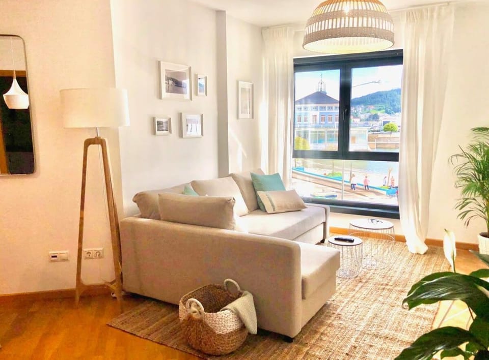 The Cliffs - Sunset Village Beach 1A Apartment in A Mariña Occidental