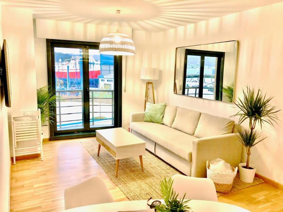 The Cliffs - Sunset Village Beach 3C Apartment in A Mariña Occidental