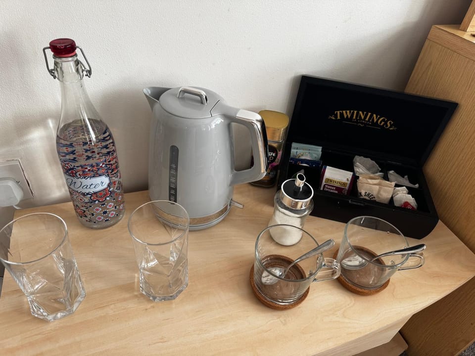 Coffee/tea facilities