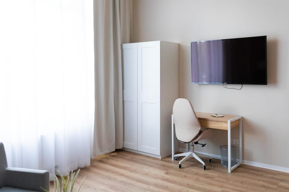 TV and multimedia, Photo of the whole room