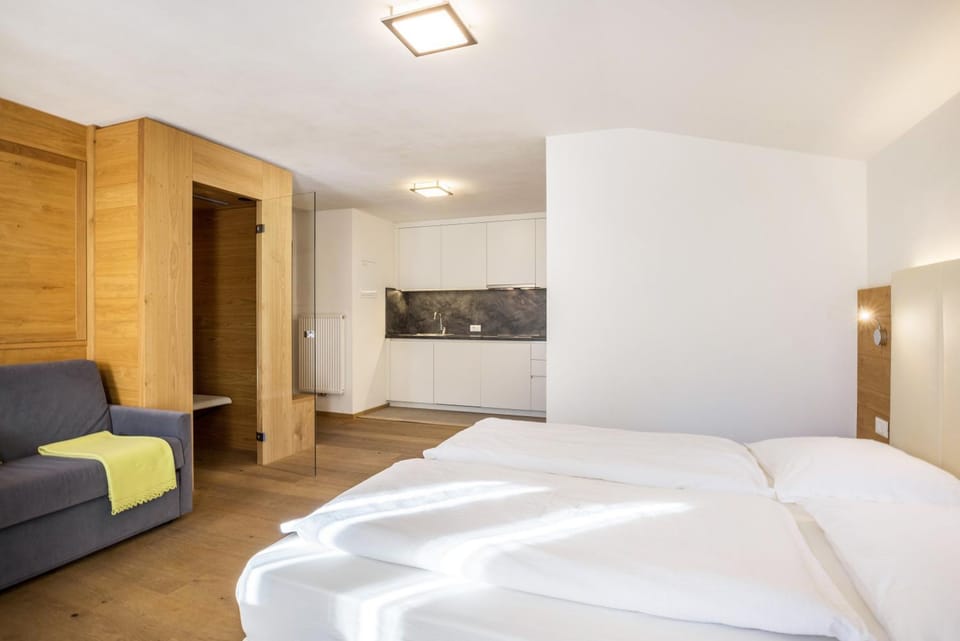 Property building, Living room, Bedroom