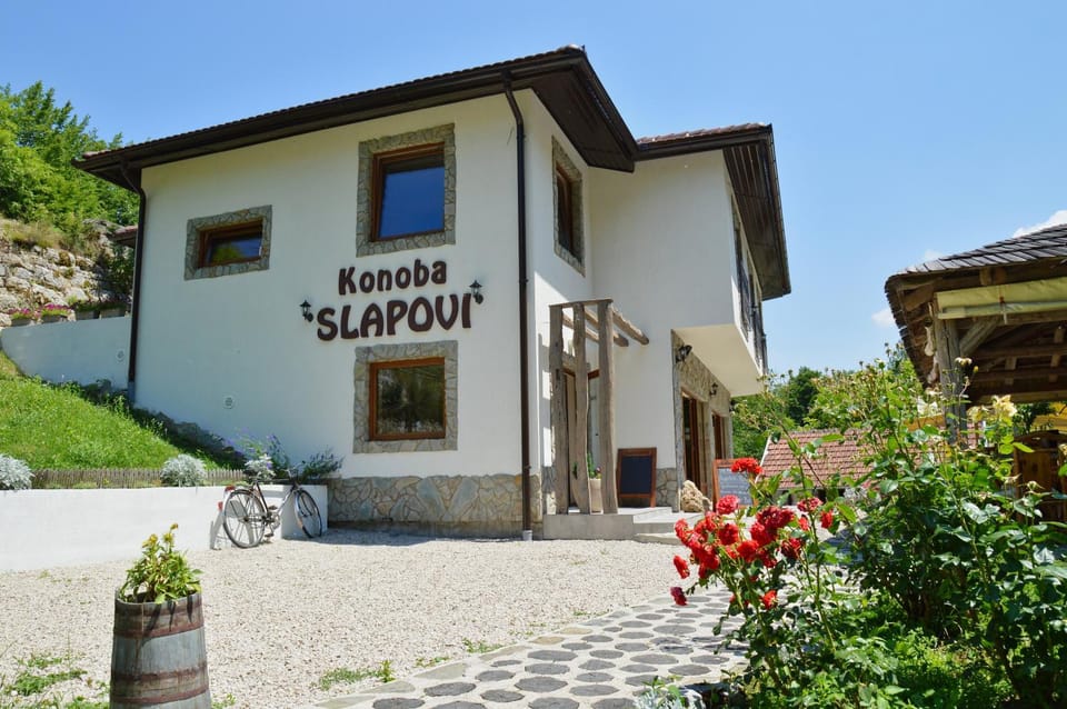 Prenoćište Slapovi Motel in Federation of Bosnia and Herzegovina