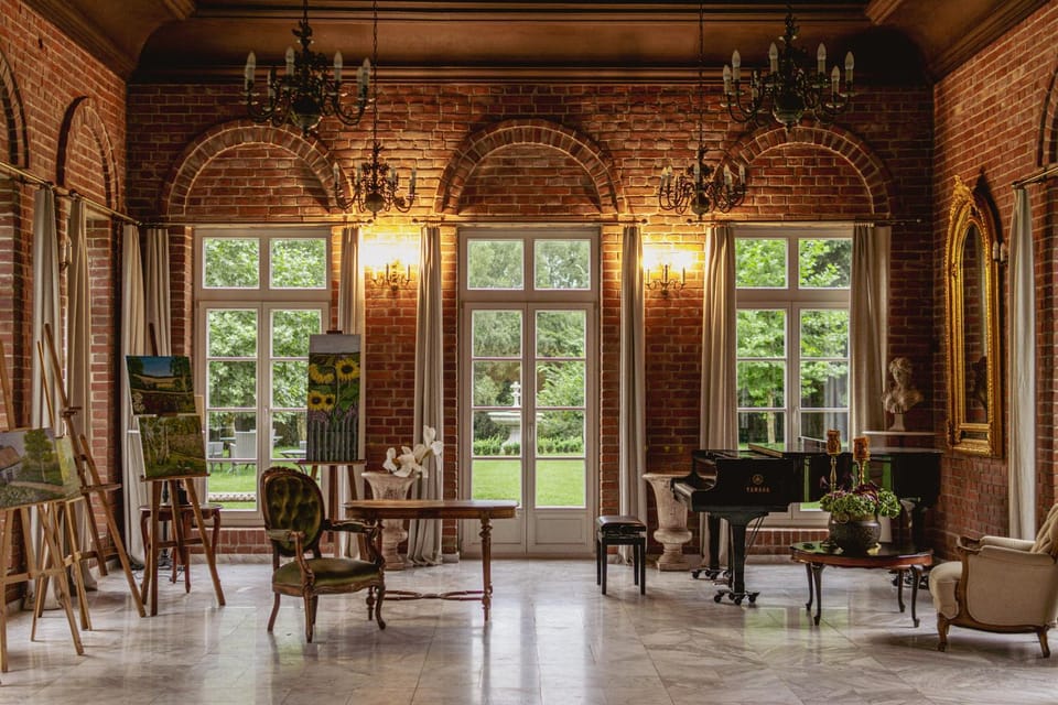 Dworek Atrium Farm Stay in Poland