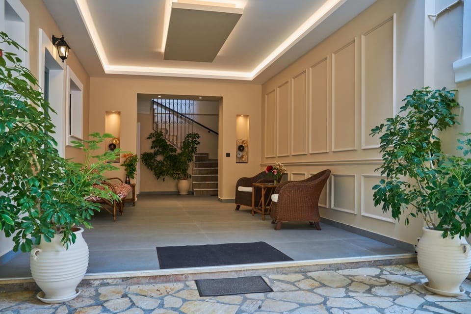 Lobby or reception, Seating area