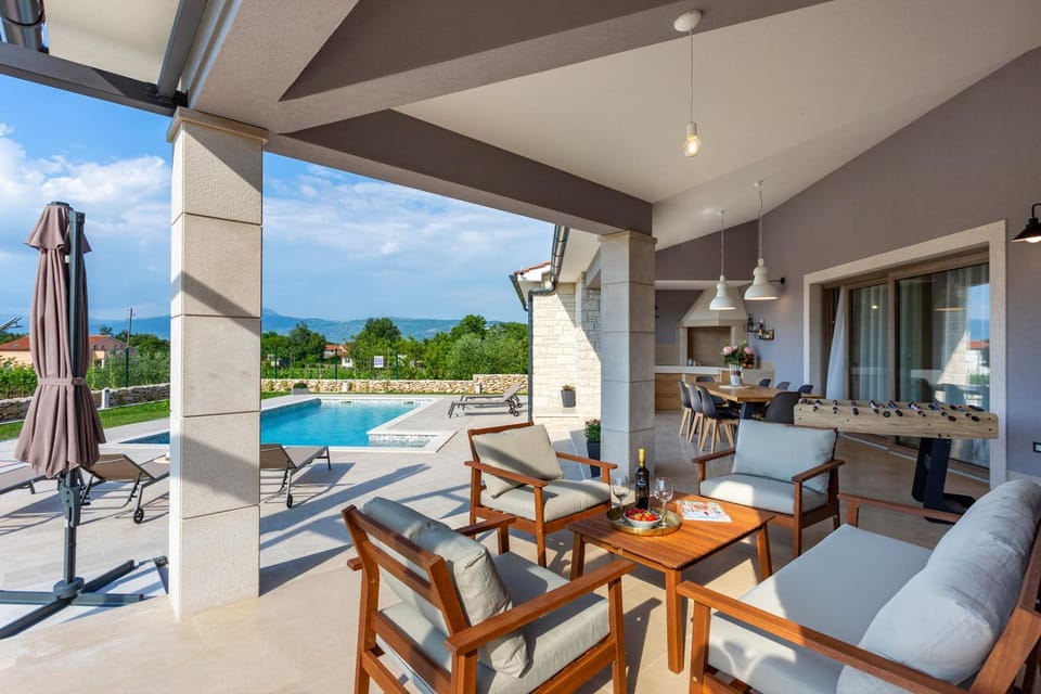 Amazing design villa Aeris with private pool, high level of privacy - WiiBuk Villa in Istria County