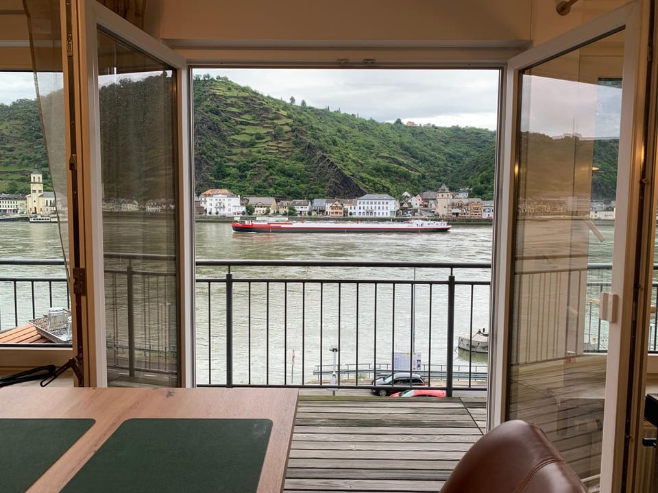 Balcony/Terrace, River view