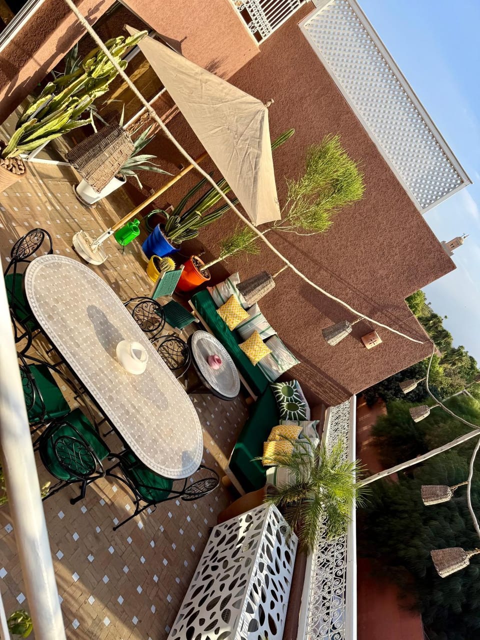 "LE 21", EXCLUSIVE LUXURY DUPLEX 400m FROM JEMAA EL FNA PLACE -HAMMAM-JACUZZI-KOUTOUBIA VIEW-ROOF TERRACE -SPEED WIFI House in Marrakesh