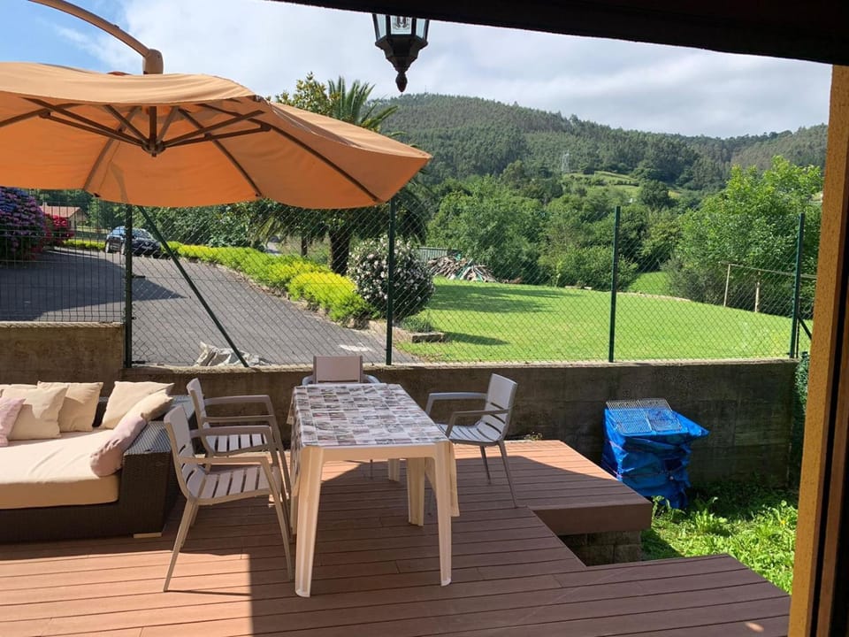 Patio, Garden view
