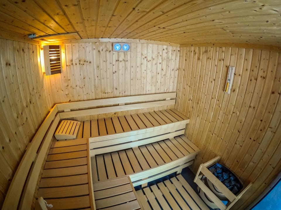 Sauna, Spa and wellness centre/facilities