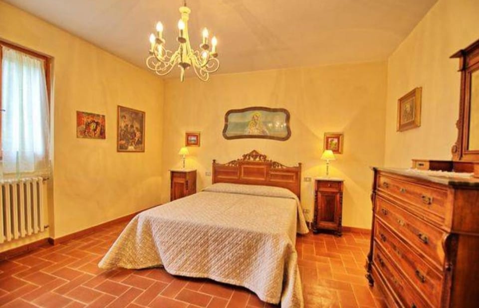 Agriturismo Fattoria Il Piano - Casa Tosca - San Gimignano Apartment in Tuscany