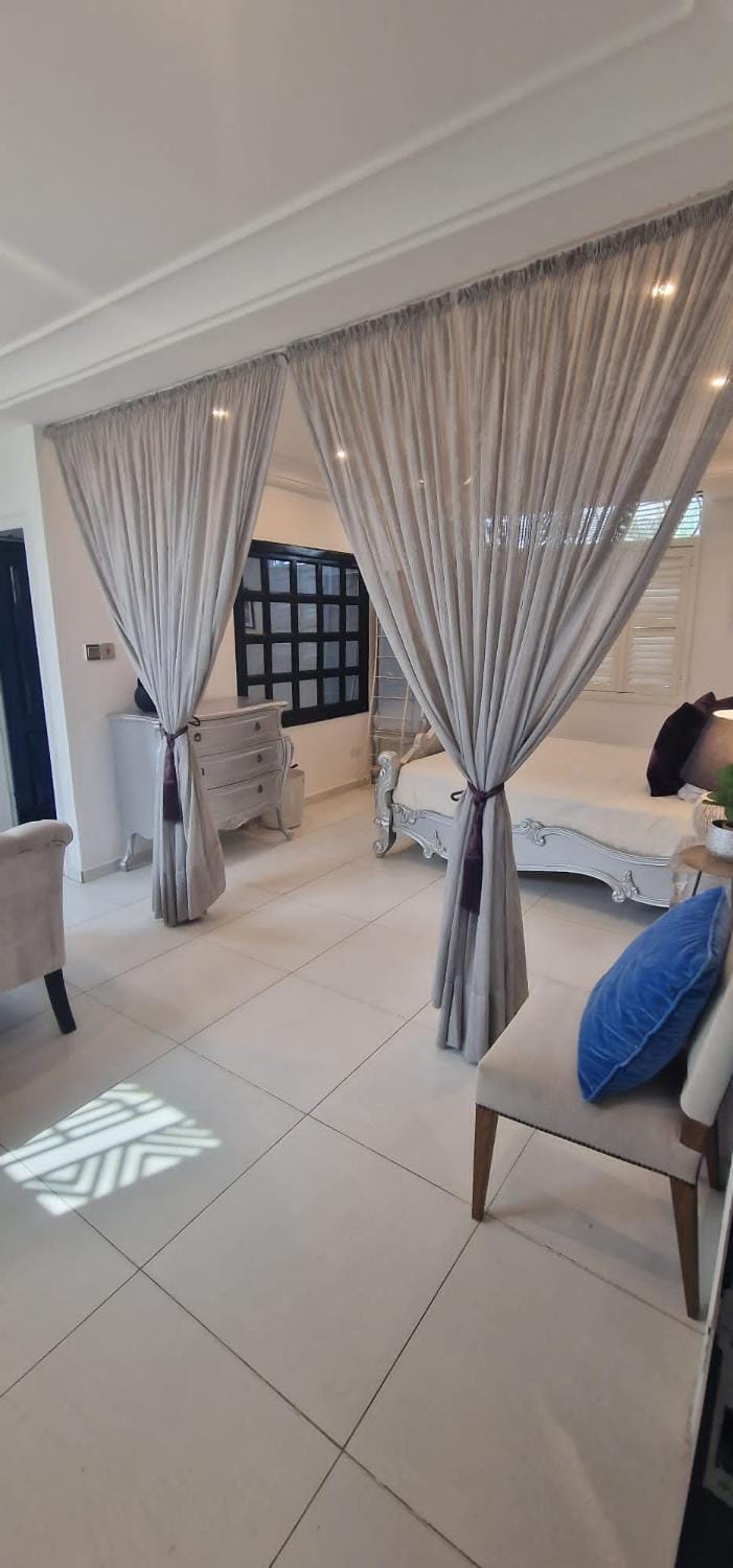 Greystone Mansion Apartment in Accra