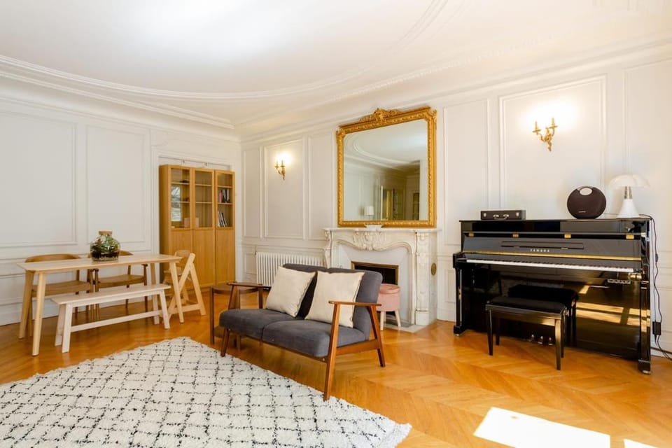 Bel appartement dans le 9ème Apartment in Paris