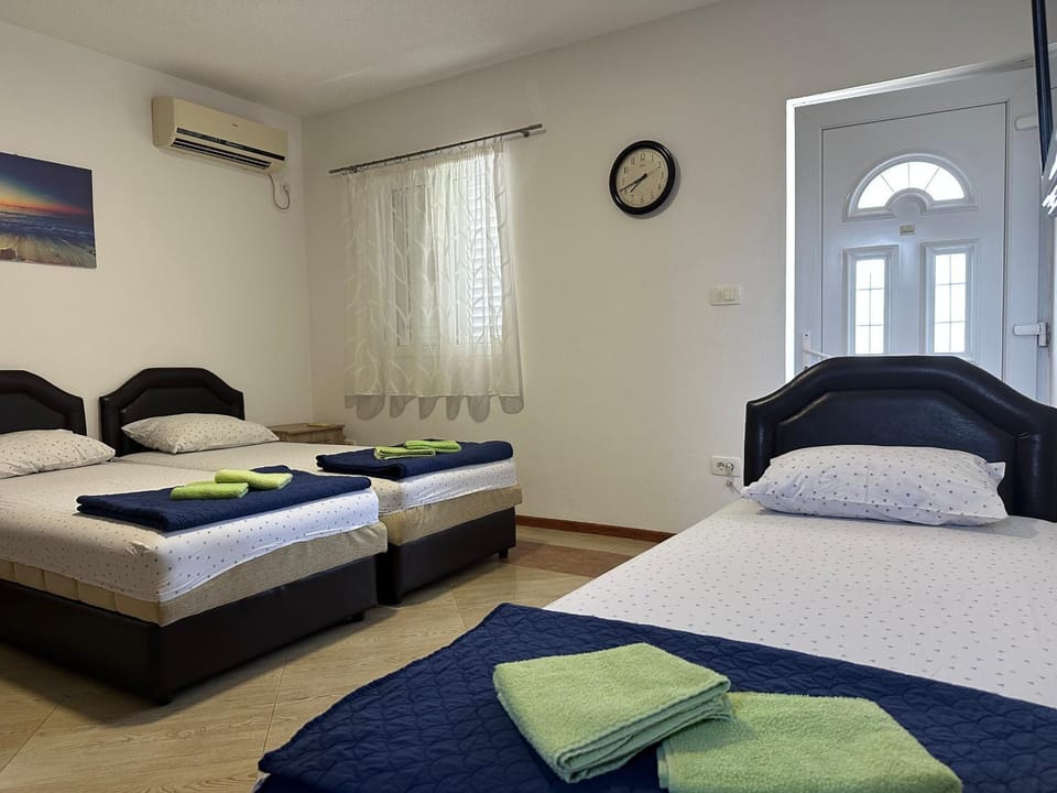 Apartmani Čavor Apartment in Budva Municipality