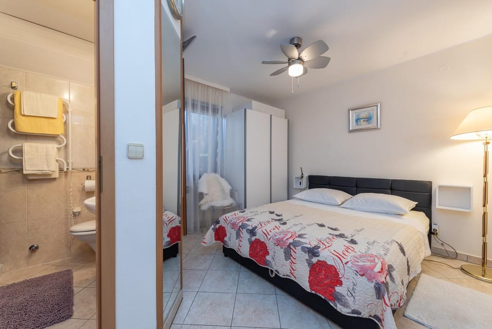 Bathroom, Bedroom