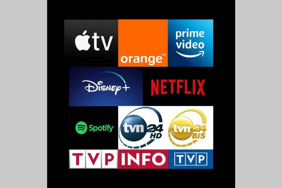 DECOR metro WiFi 300 Mbs 65TV Netflix HBO Apartment in Warsaw
