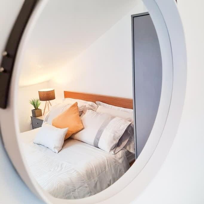 Modern 4 bedroom flat near Brighton Station House in Brighton