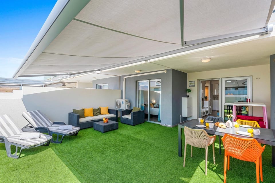 Balcony/Terrace, Dining area, sunbed