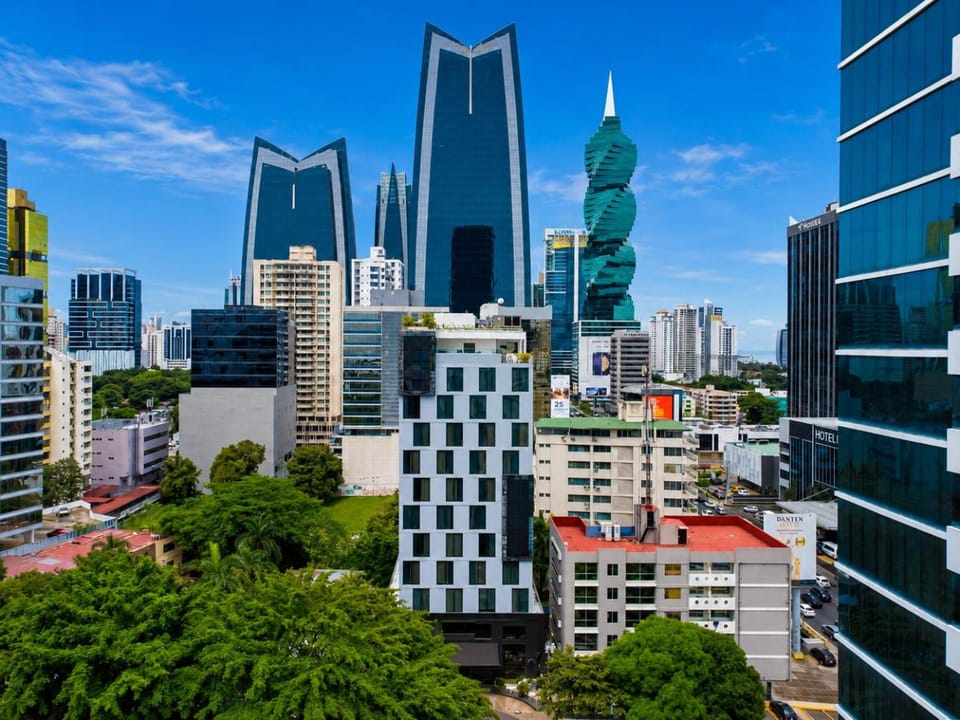 Property building, Day, City view, Location