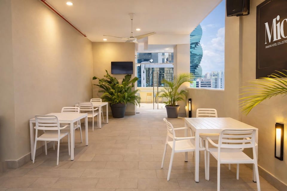 Balcony/Terrace, Swimming pool