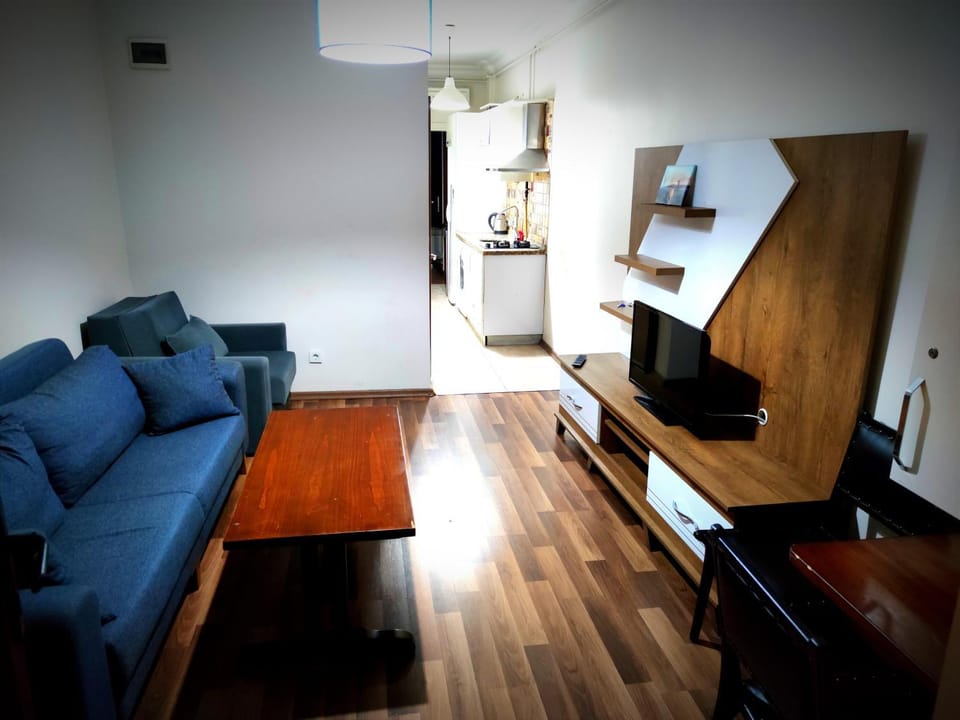 Communal lounge/ TV room, TV and multimedia, Living room, Seating area