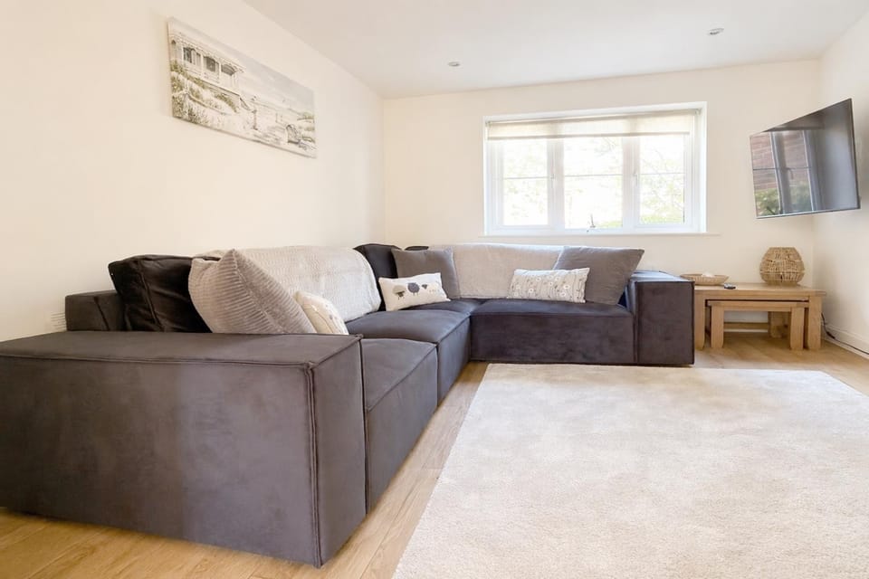 TV and multimedia, Seating area