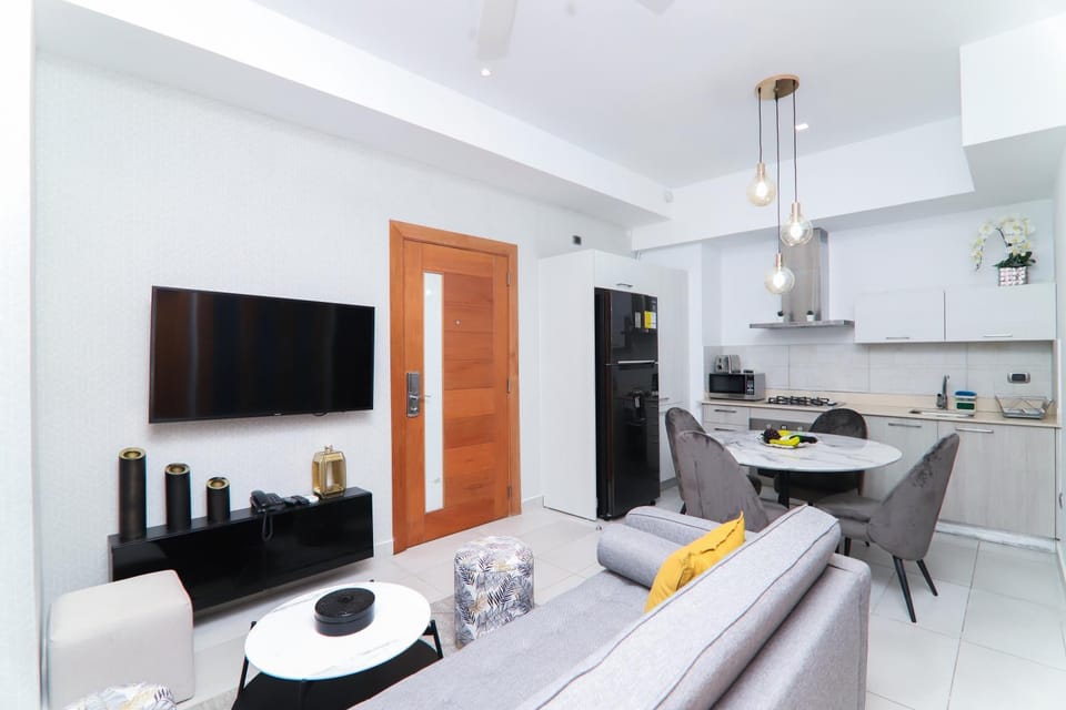 Living room, Dining area