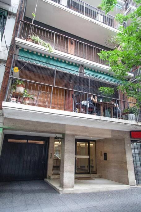 Excelente piso en el corazón de Palermo -5 PAX- Apartment in Buenos Aires