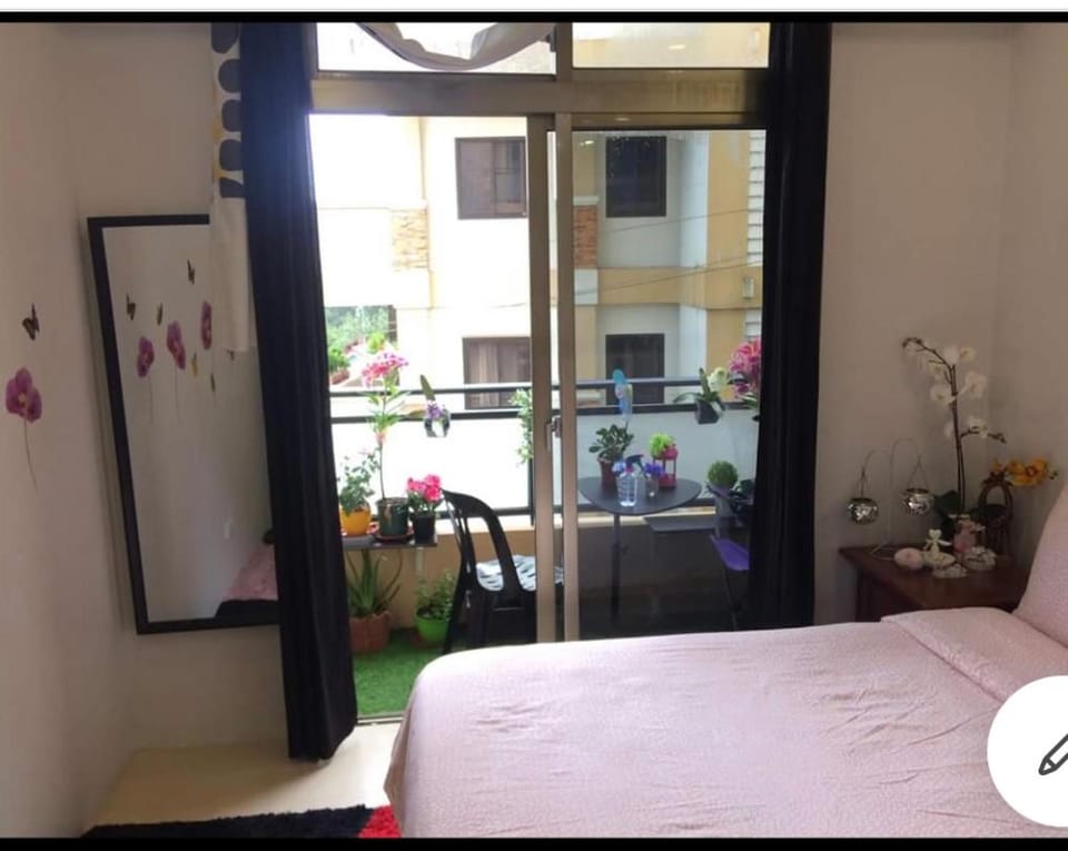 COZYMINIUM in Mega 2 at the HEART of Baguio City Apartment in Baguio
