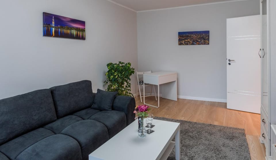 Living room, Bedroom