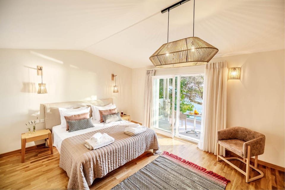 Bed, Balcony/Terrace, Bedroom, towels, air conditioner, air conditioner