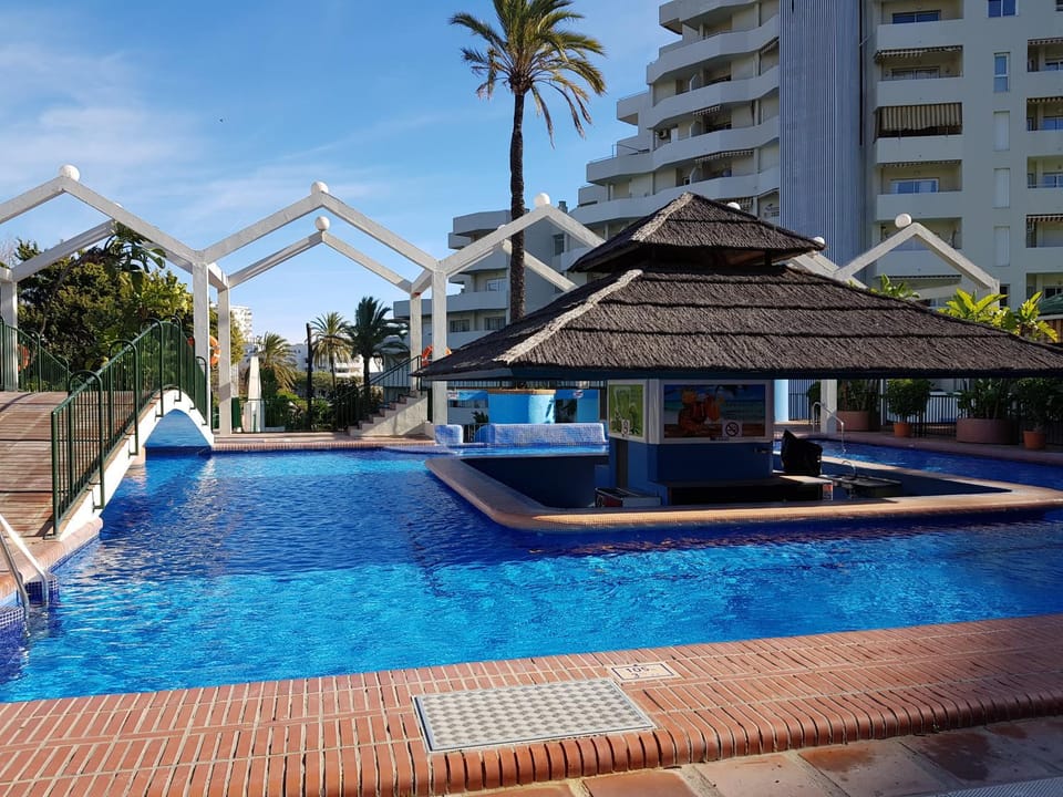 Property building, Swimming pool