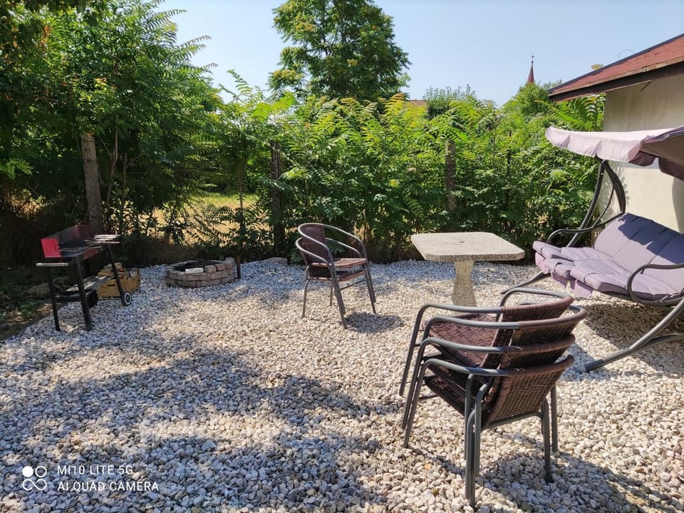 Off site, BBQ facilities, Garden