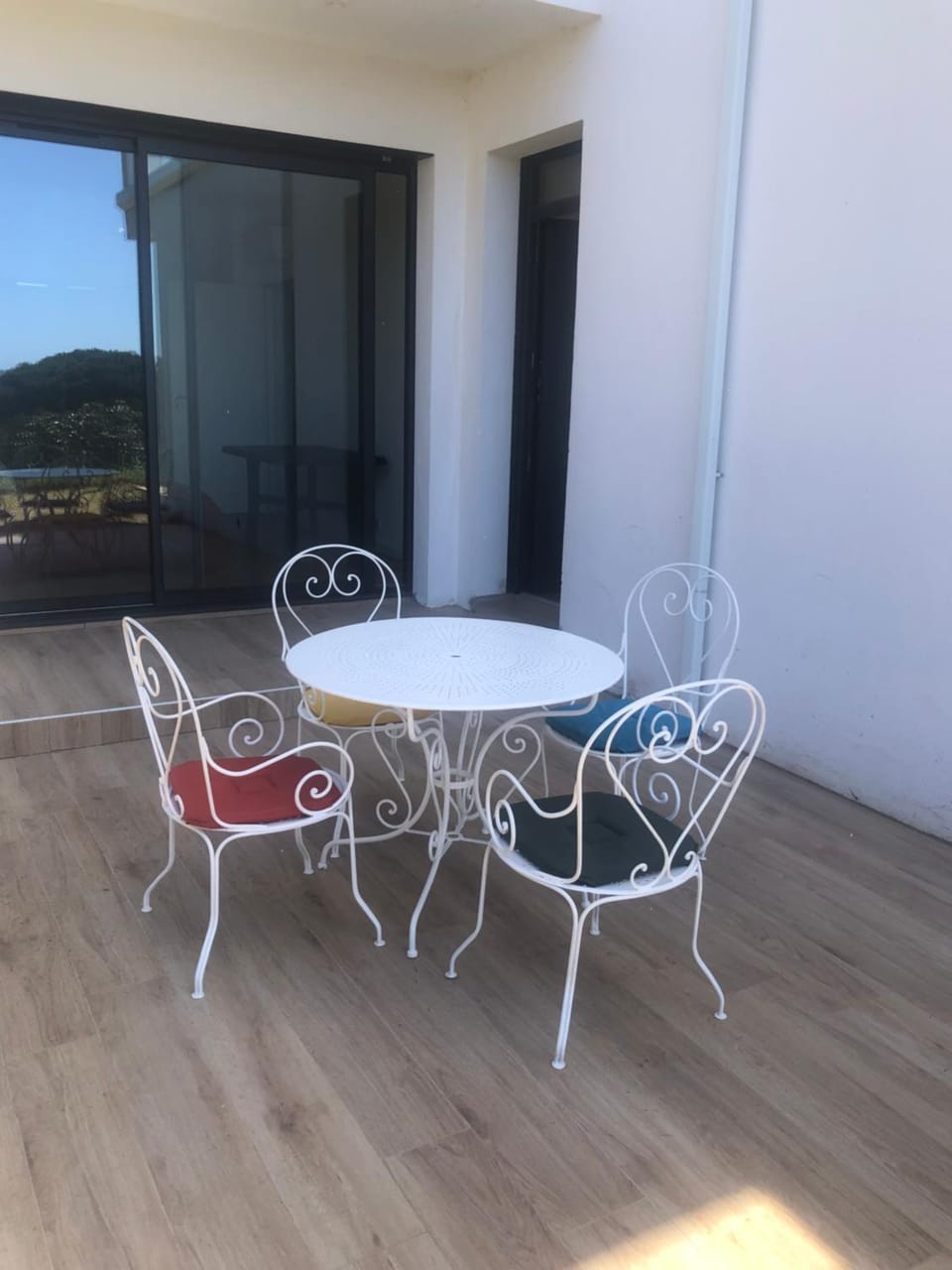 Ajaccio appartement 4 couchages, climatisé a 150m de la plage route des sanguinaires, parking privé Apartment in Ajaccio