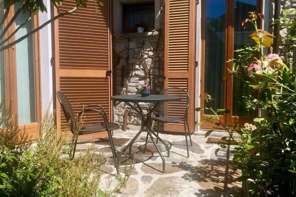 Patio, Garden, Balcony/Terrace