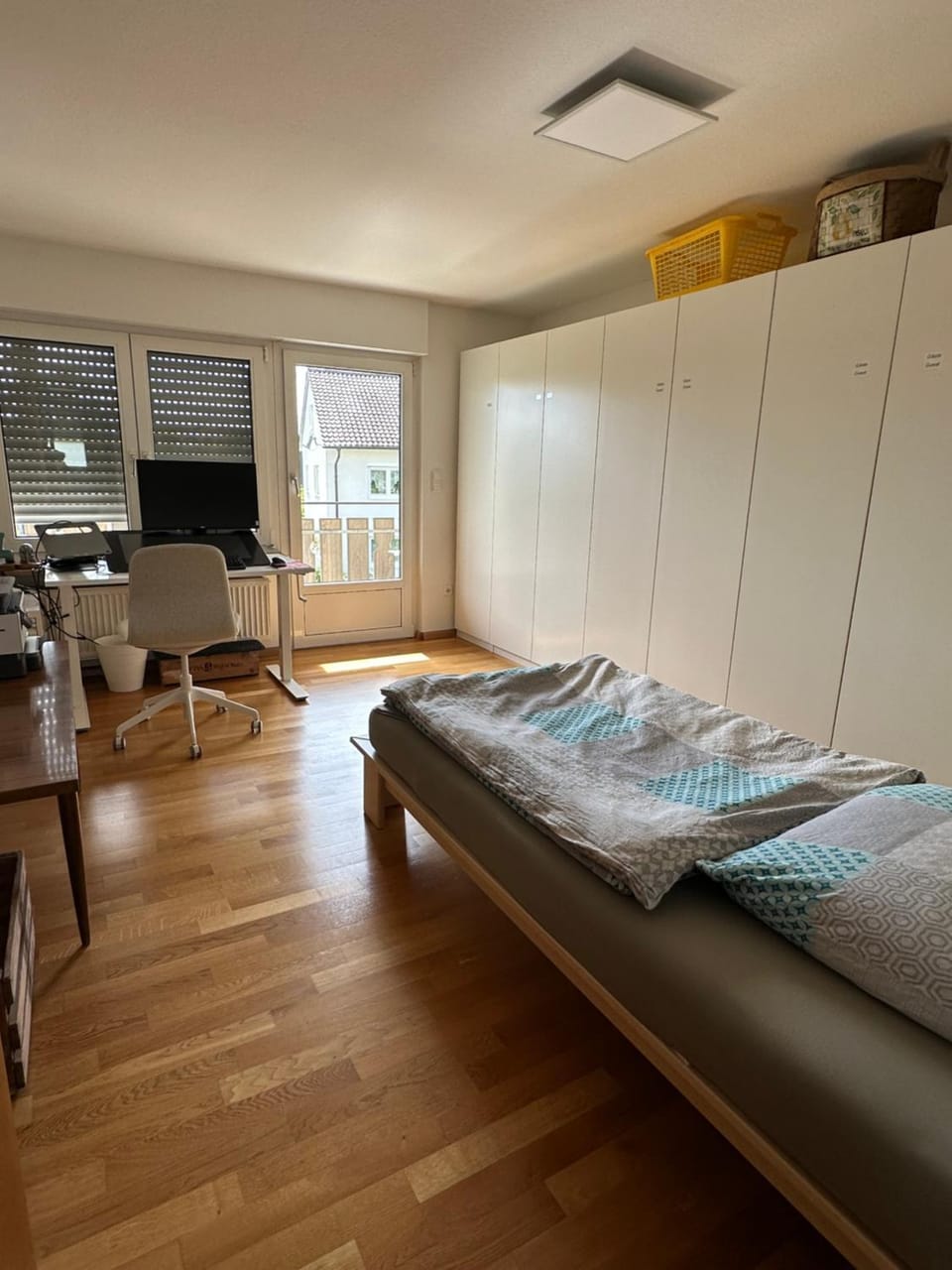 Photo of the whole room