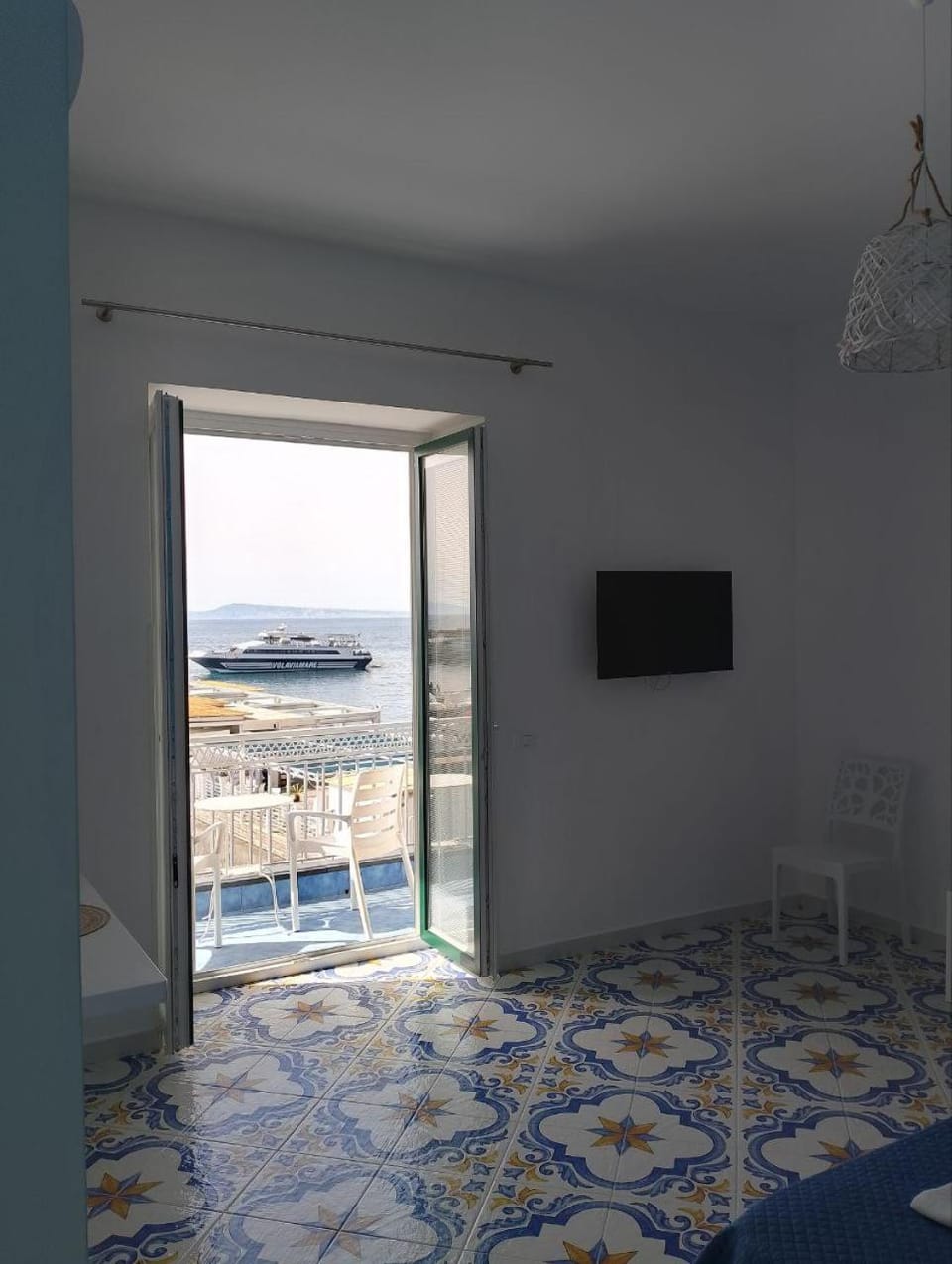 Natural landscape, TV and multimedia, View (from property/room), Balcony/Terrace, Photo of the whole room, Seating area, Sea view