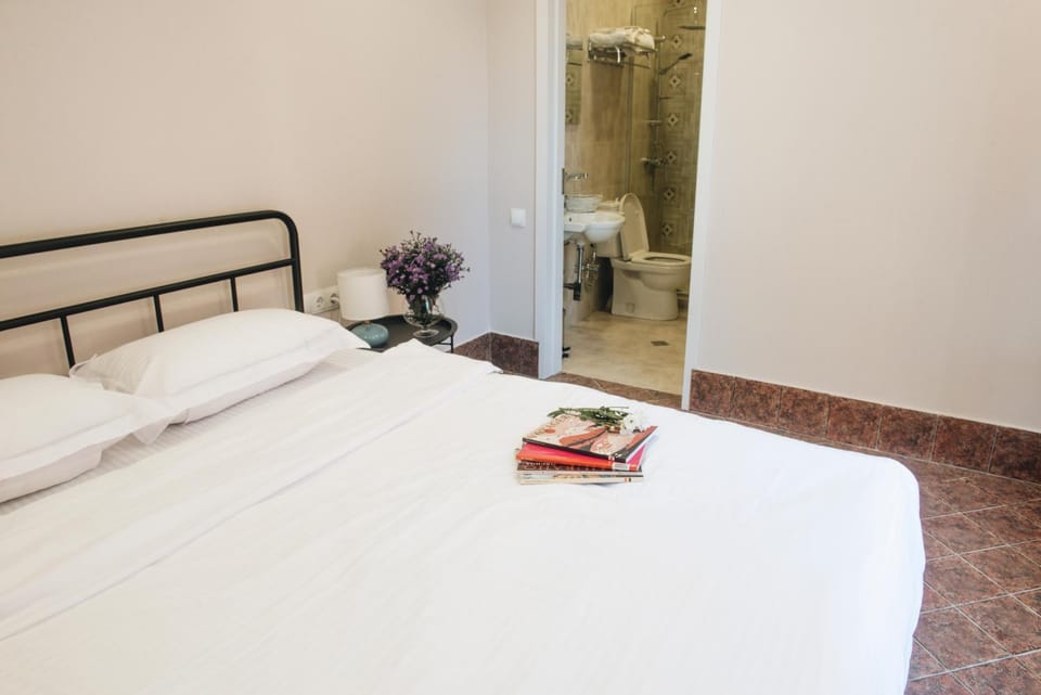 Bathroom, Bedroom
