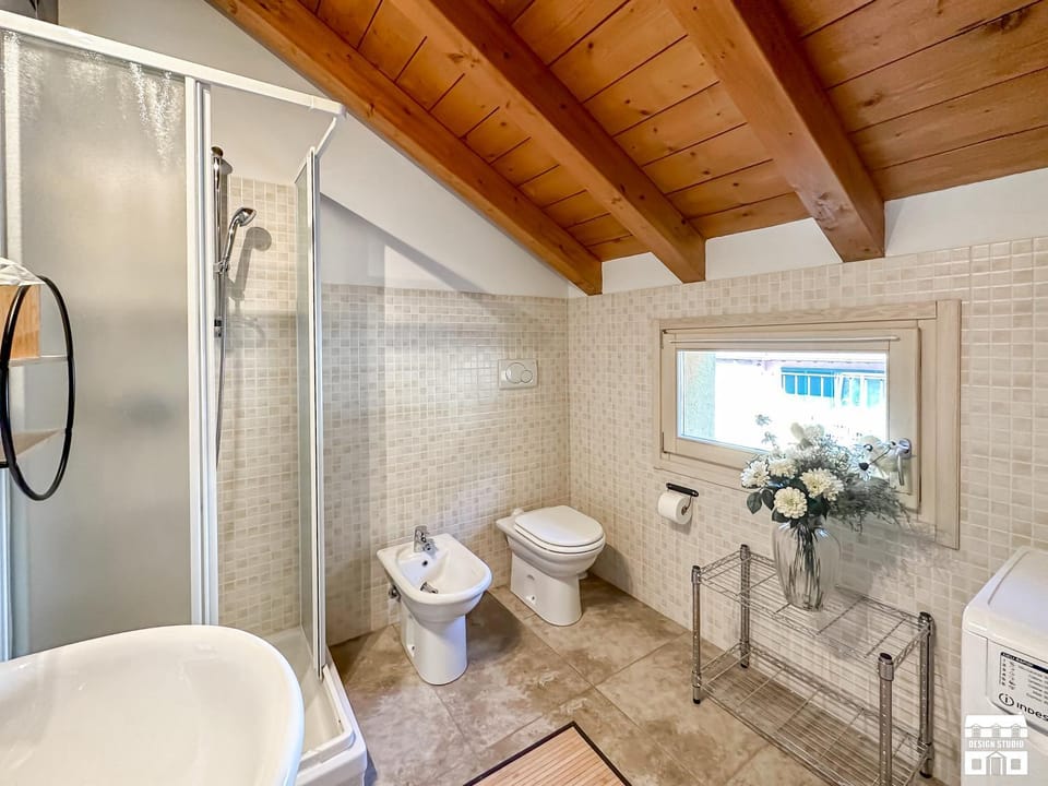 Shower, Toilet, Bathroom, bidet