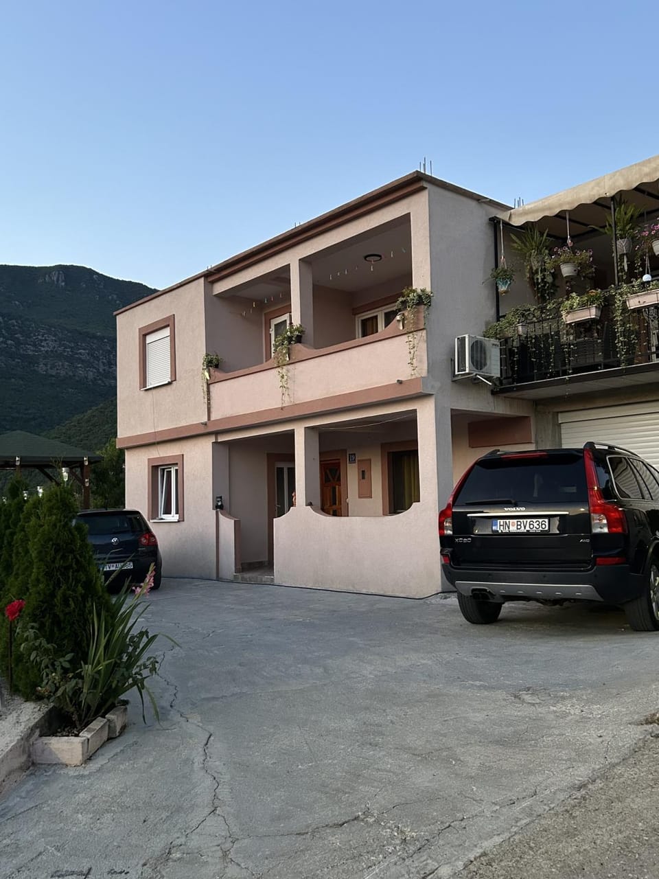 Property building, Parking