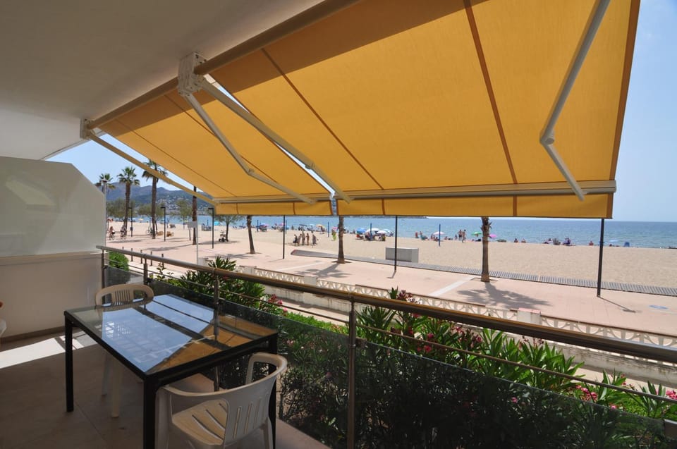 View (from property/room), Balcony/Terrace, Beach, Sea view