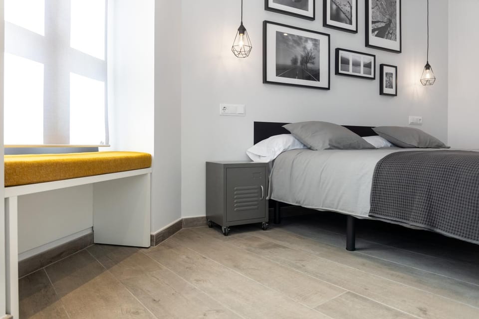 Bed, Bedroom