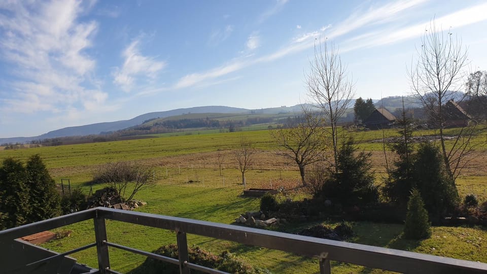 Balcony/Terrace, Garden view, Mountain view