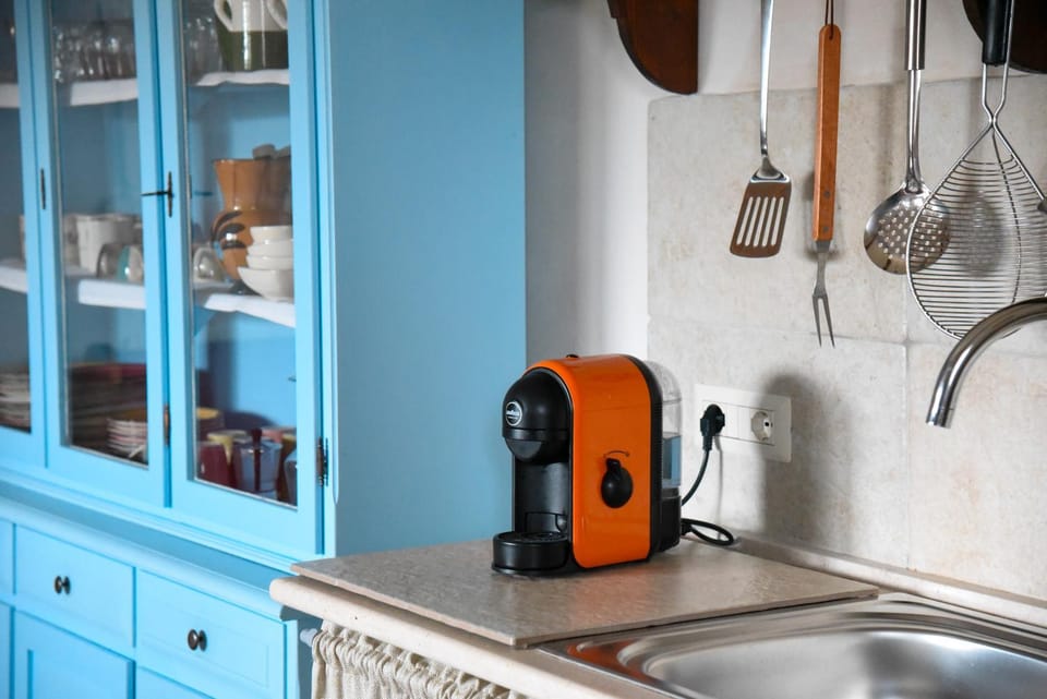 Kitchen or kitchenette, Breakfast, kitchen