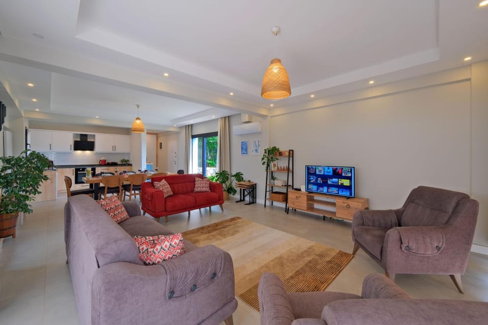 Property building, Communal lounge/ TV room, Living room, Seating area