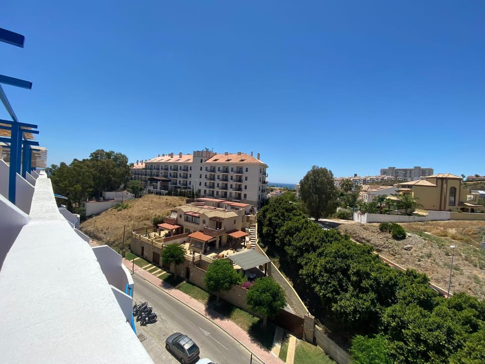 City view, Street view