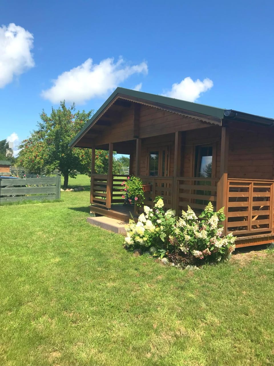 Property building, Spring, Natural landscape, Garden, Garden view