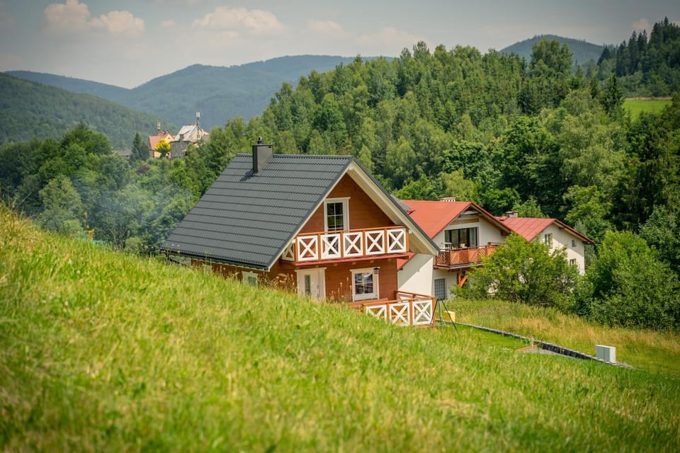 Property building, Neighbourhood, Natural landscape, Hiking