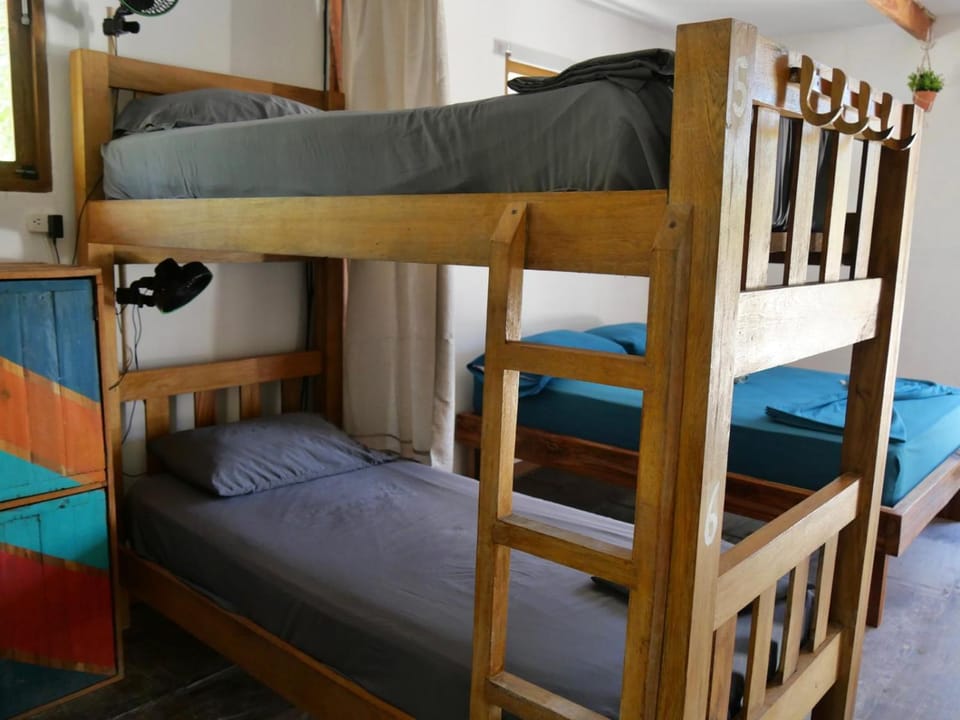 Bed, bunk bed