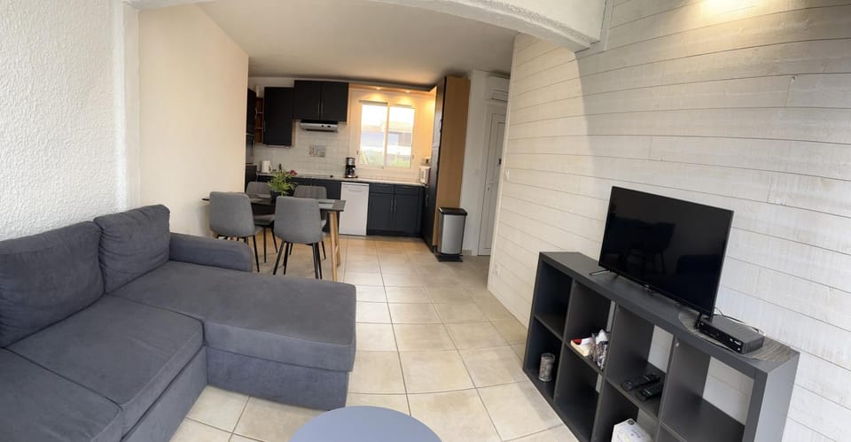 T2 RESIDENCE NATURISTE Aphrodite Leucate Apartment in Leucate