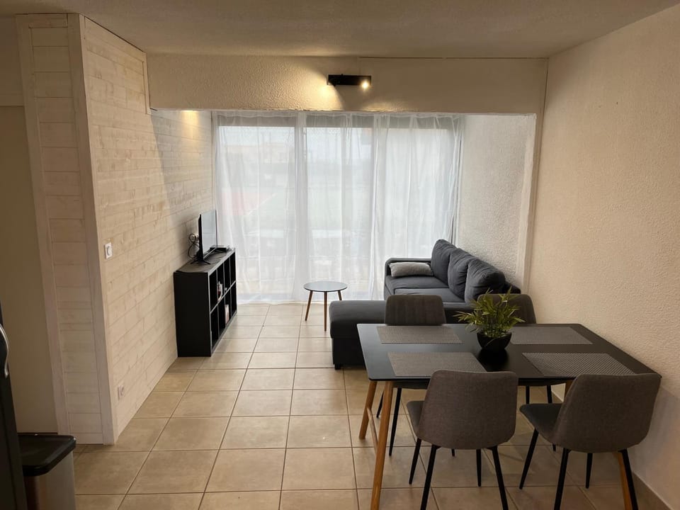 T2 RESIDENCE NATURISTE Aphrodite Leucate Apartment in Leucate